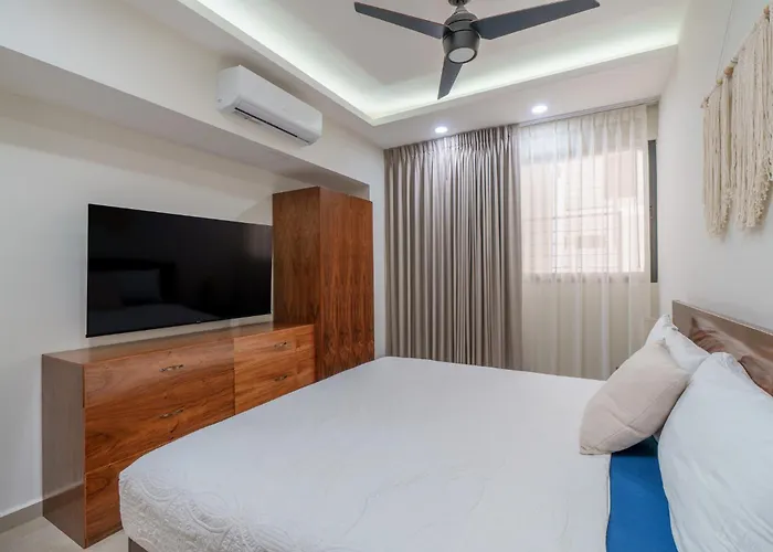 Downtown Penthouse With Private Pool, Rooftop Pool And Gym, Short Distance From Beaches, Restaurants & Nightlife * Tulum