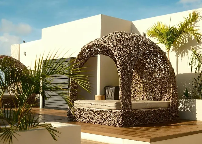Downtown Penthouse With Private Pool, Rooftop Pool And Gym, Short Distance From Beaches, Restaurants & Nightlife * Tulum
